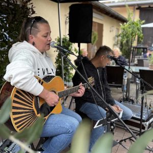 Maifest in der Vinothek Schreier